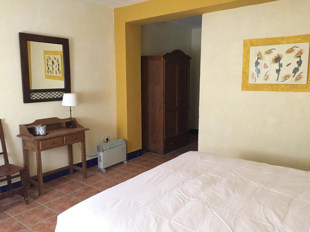Bed and Breakfast Cortijo Carrillo Cartaojal Exterior foto